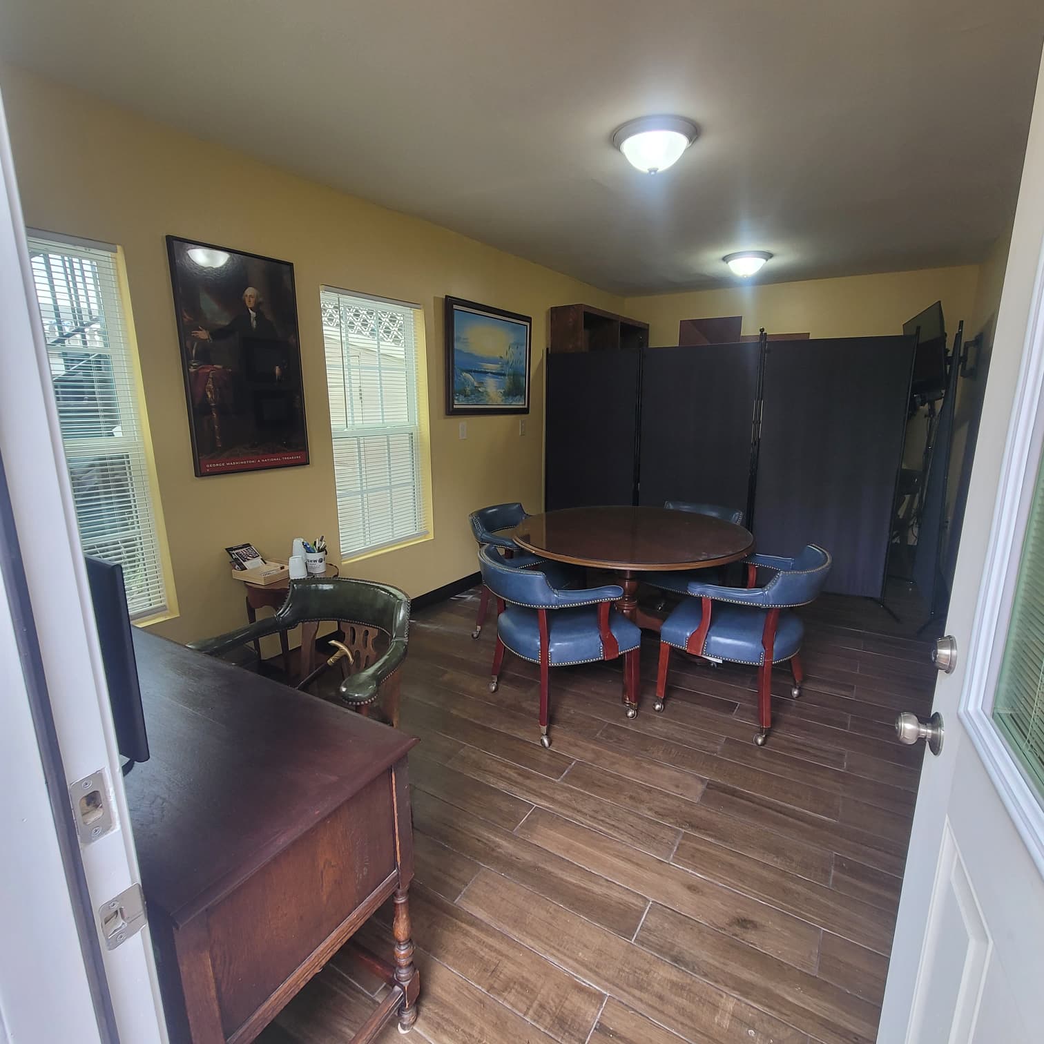 Small Conference Room with round meeting table